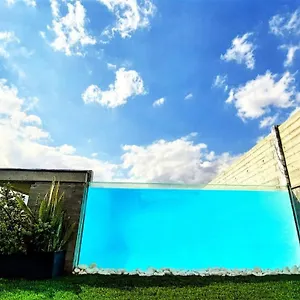 Lokal Boutique 3* לרנקה
